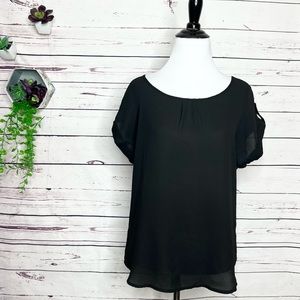 Mine Black Short Sleeve Blouse Top Size Medium